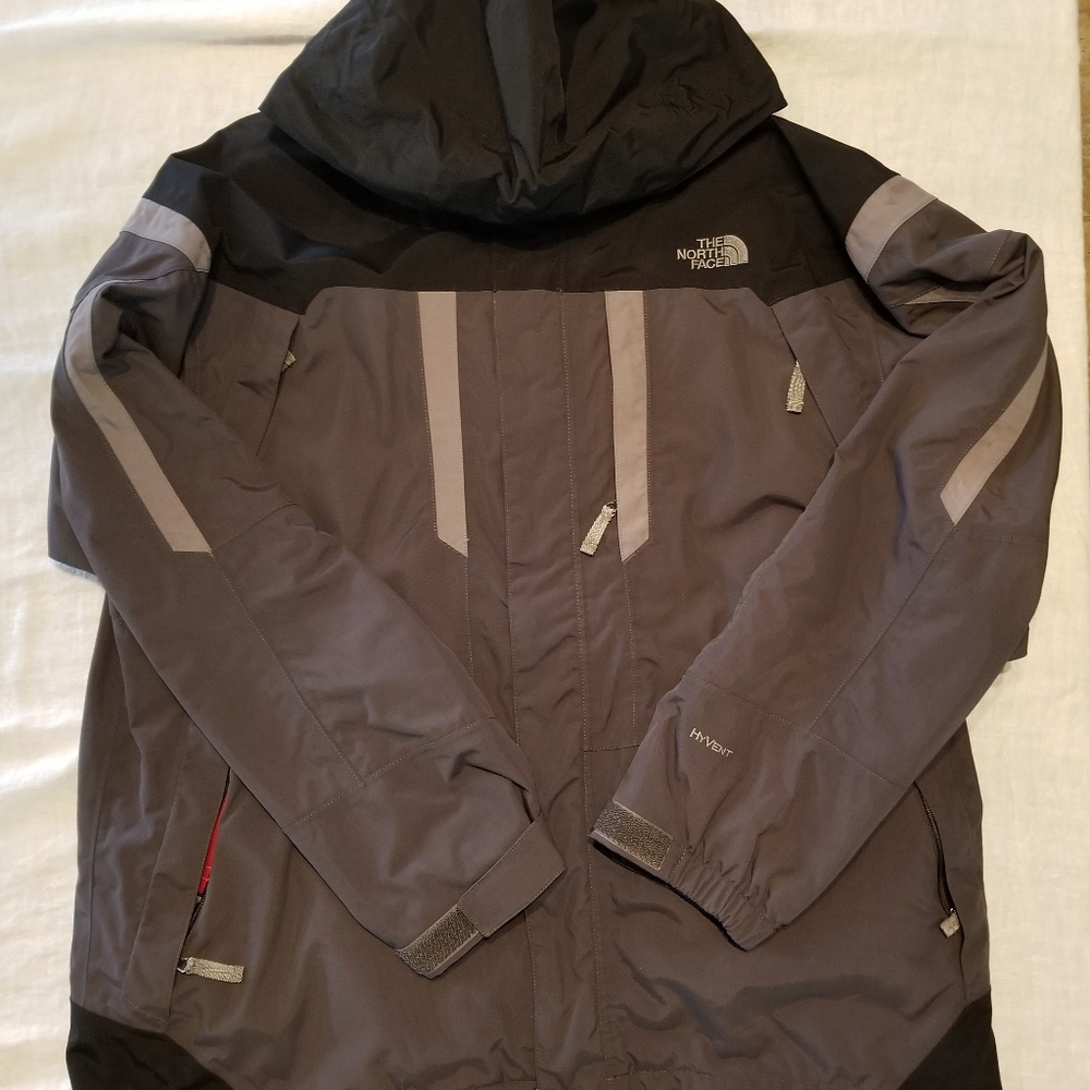 The North Face Men's Gray and Black XL Vortex Tric